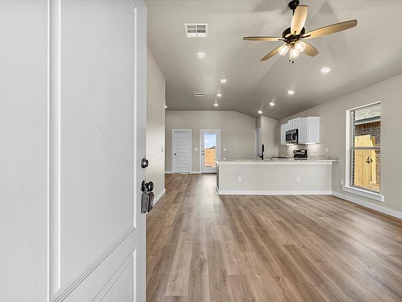2nd image of 13508 Avenue X