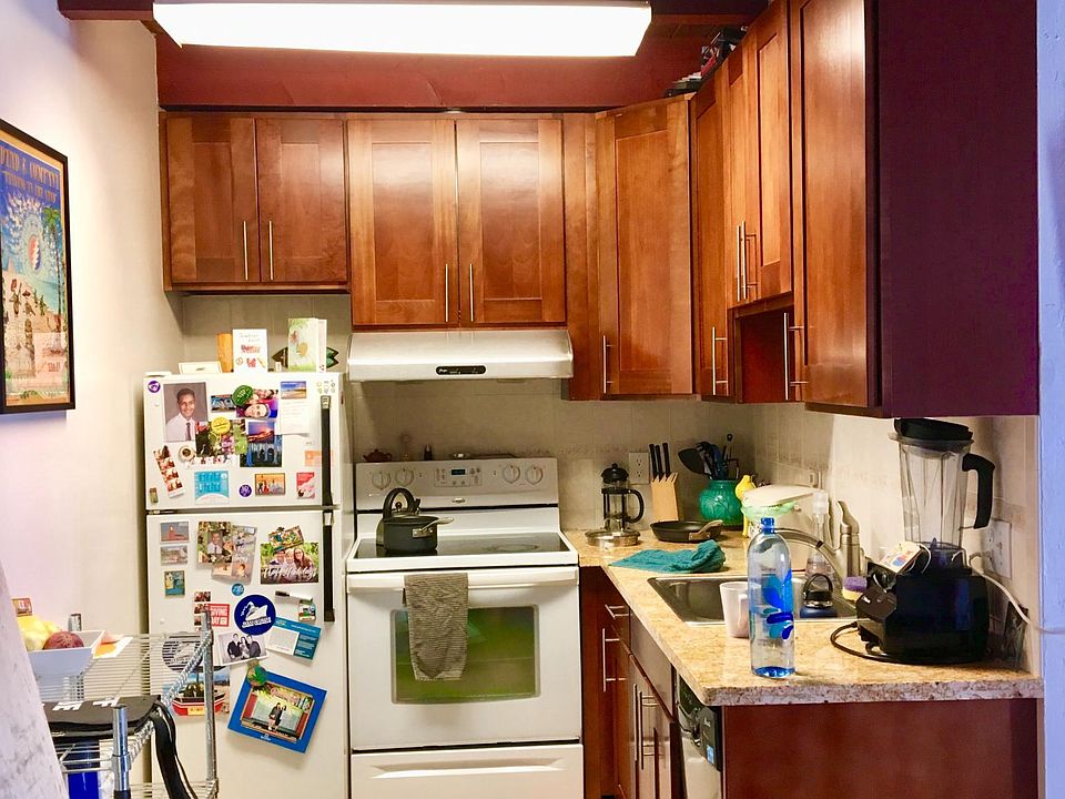 1st image of 332 12th Ave APT 5