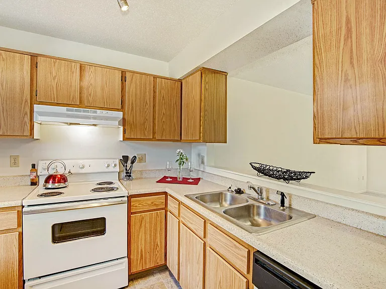 900 West Townhomes — Photo 45