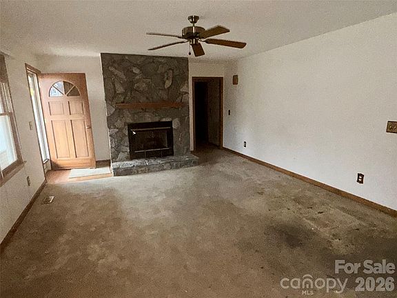 3rd image of 208 Hickory Hills Ln #31