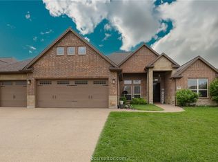 15753 Timber Creek Ln, College Station, TX 77845