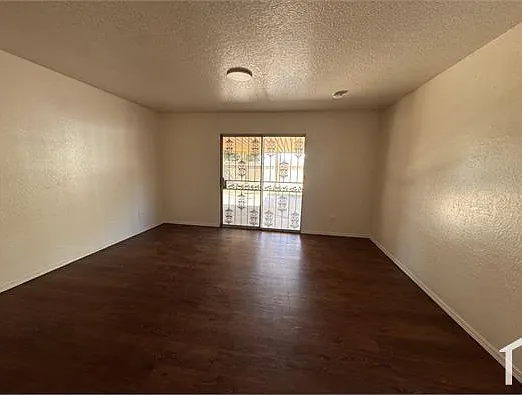 4445 N Emerson Ave — Photo 14