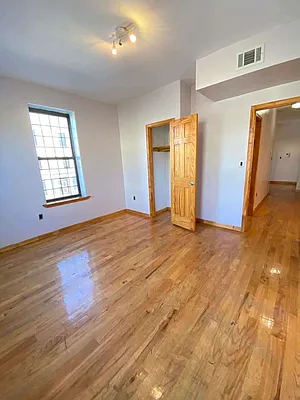 Rented by The Brokerage Group LLC | media 19