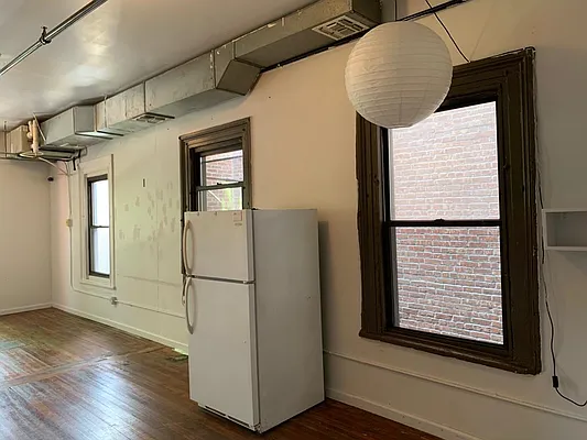 Rented by Nooklyn NYC LLC | media 28