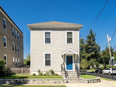 32 Henshaw St, Newton, MA, 02465