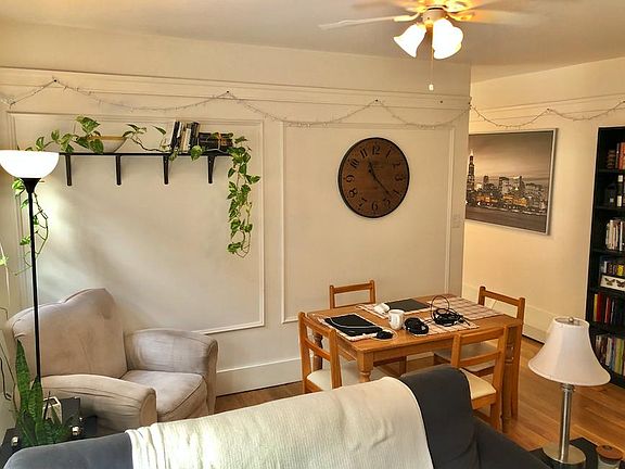 3rd image of 4526 N Malden St APT 124