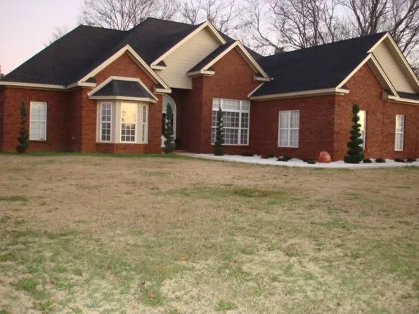 802 Durden Rd, Prattville, AL 36067