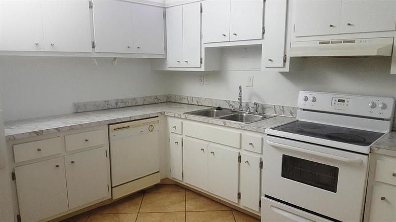 1st image of 2060 NW 48th Ter APT 206
