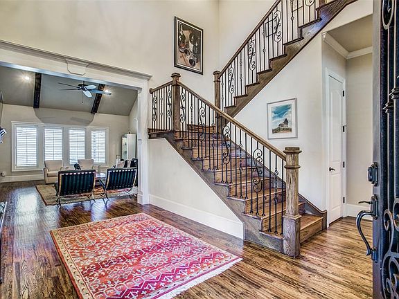 4th image of 1160 Haven Cir