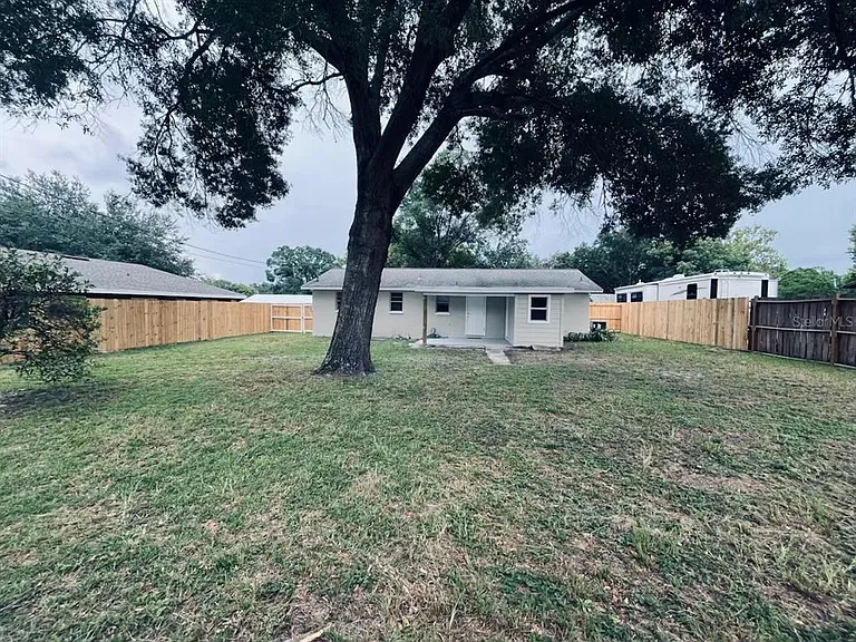 5323 Satsuma Dr — Photo 42