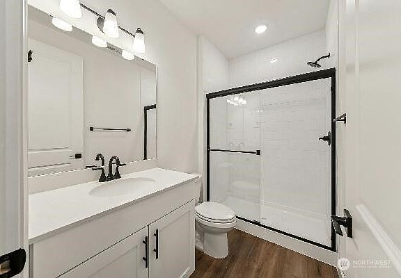 5th image of 957 Sawyer Avenue #27