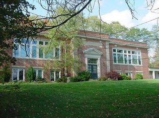 64 Crescent St, Stow, MA 01775