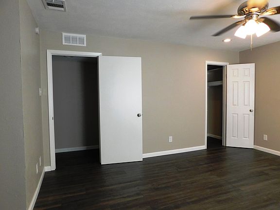 5th image of 1526 Lexington Dr
