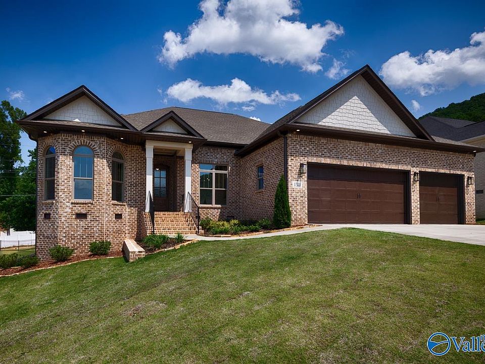 1st image of 1302 Camellia Court Cir