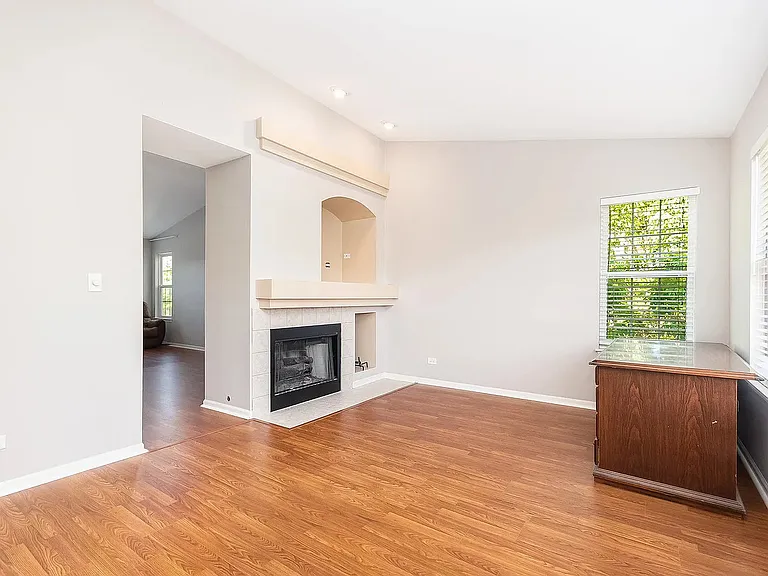 2404 Golf Ridge Cir #2404 — Photo 3