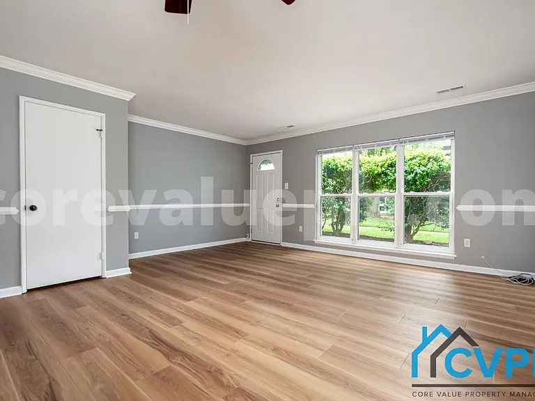 1617 Riedel Rd — Photo 7