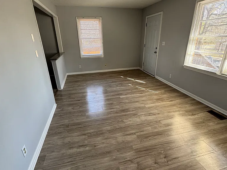 120 Clearview Dr — Photo 5