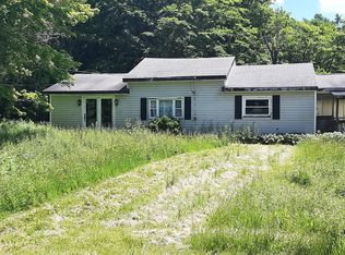 1003 Lincoln Rd, Loretto, PA 15940