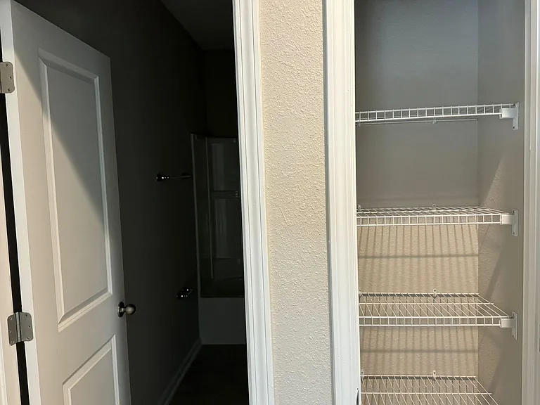 657 Silver Landing Dr — Photo 44