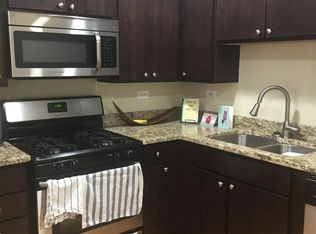 3741 N Kenmore Ave #1, Chicago, IL 60613