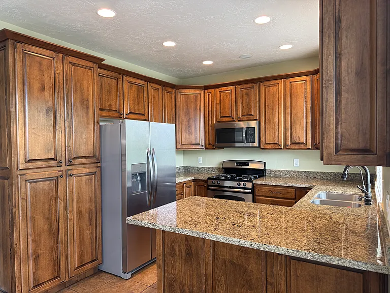 13061 S Peacemaker Way — Photo 4