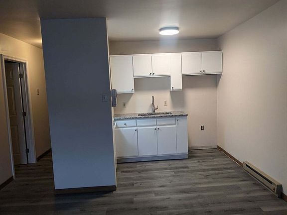 5th image of 403 S Baltimore St APT L