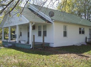 465 Bronze Rd, Strawberry Plains, TN 37871