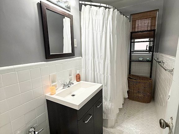 3rd image of 111-14 76th Ave #302