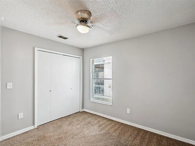 5235 Florida Holly Dr — Photo 16