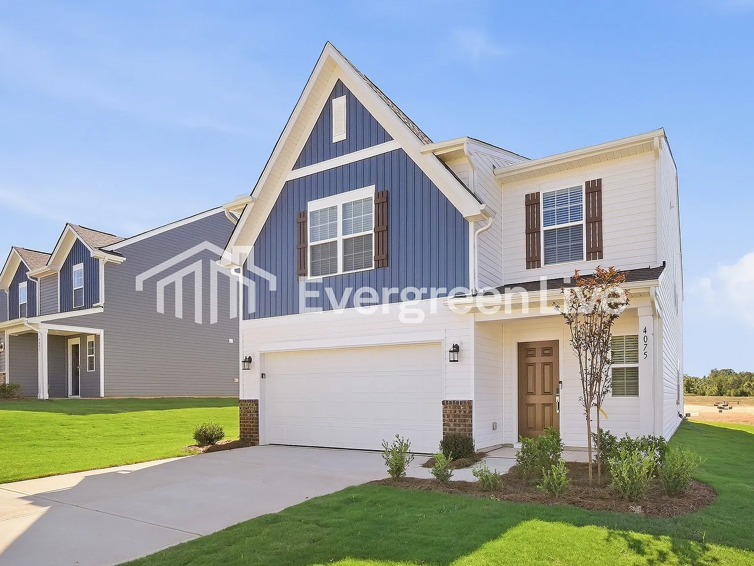 5 bed, 3.0 bath, 2578 sqft, $2,110 — Photo 2
