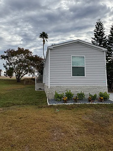 263 Edgewood Blvd Photo 1