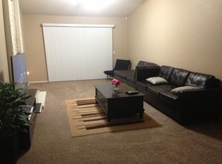 1123 N Chestnut Ave, Rialto, CA 92376