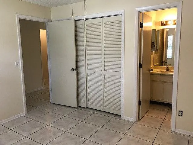 2522 Rio Pinar Lakes Blvd — Photo 3