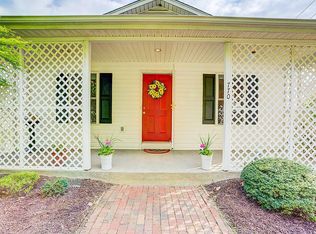 770 Riverland Rd SE, Roanoke, VA 24014