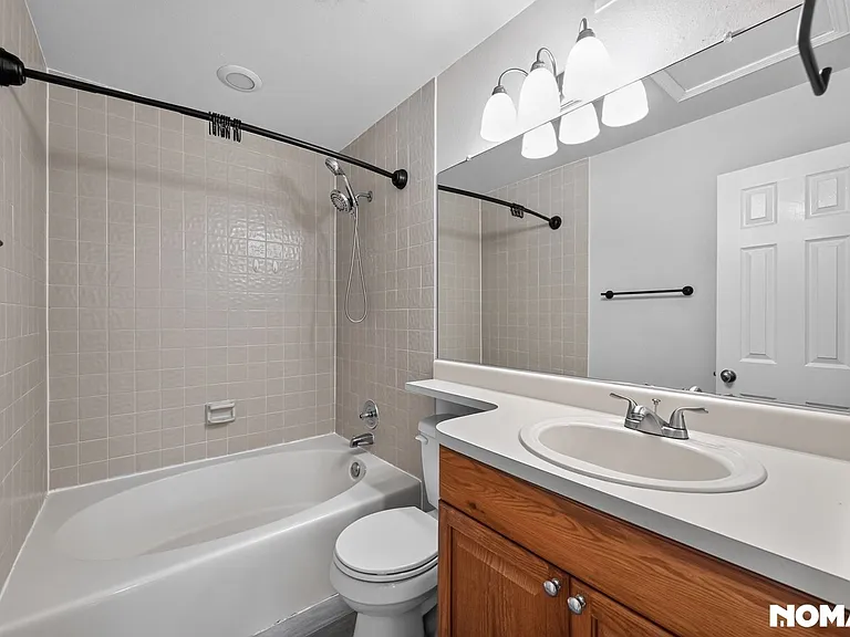 8225 Fairmount Dr #7-203 — Photo 27