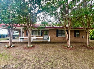 50 Stanton Rd, Cleveland, MS 38732