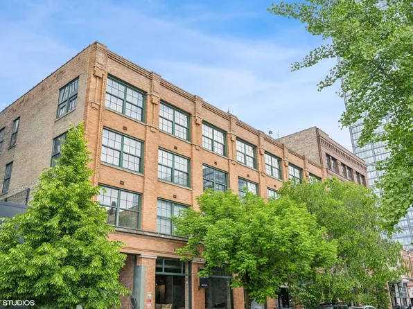 110 N Peoria St Unit 402, Chicago, IL 60607