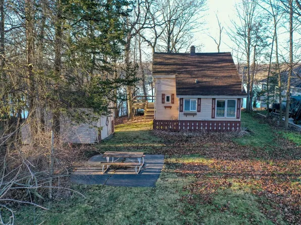 N82W28441 Vista DRIVE, Hartland, WI 53029