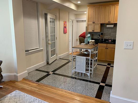 4th image of 69 Babcock St APT 4M