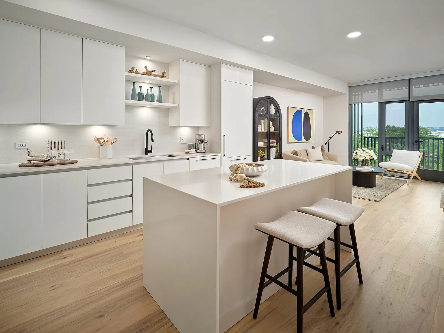 Azure National Landing — Photo 4