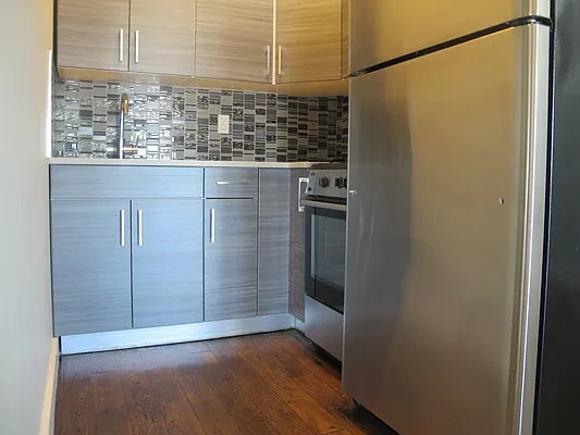 Rented by P Management | media 68