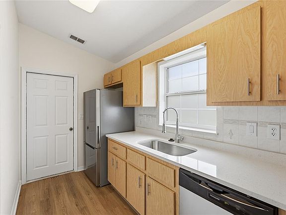 5th image of 7946 Juniper Rd