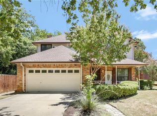 206 E Mistletoe Dr, Kennedale, TX 76060