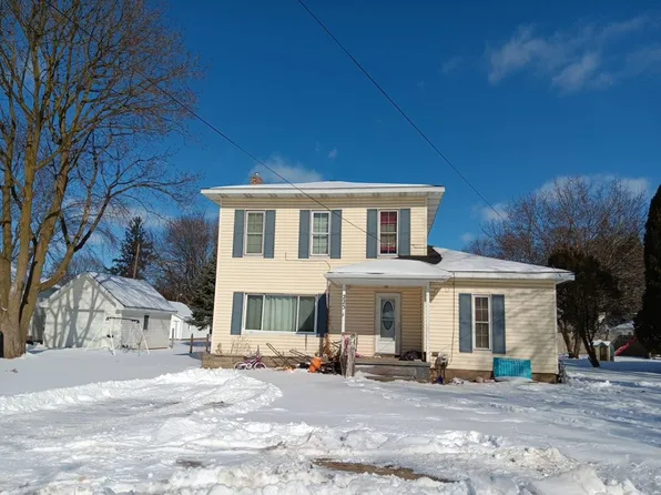 223 E Clinton St, Ovid, MI 48866