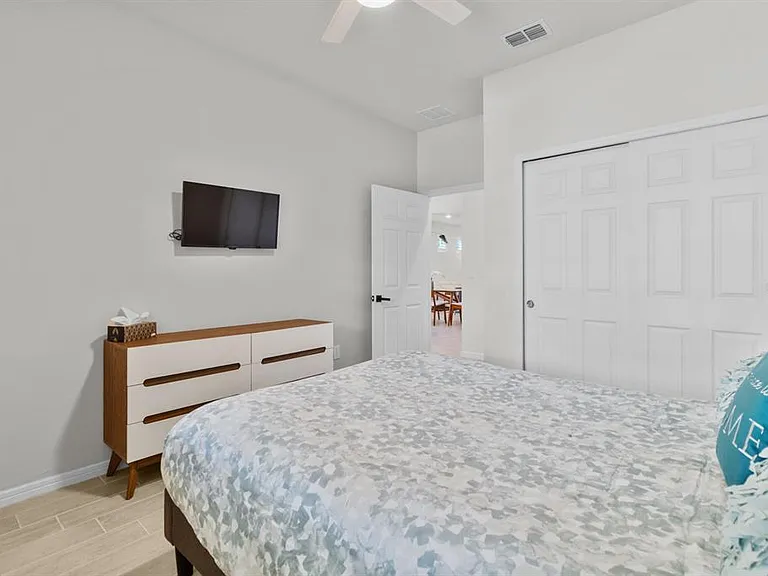 2929 Cherry Blossom Loop — Photo 34