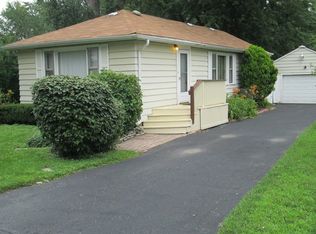 39091 N Spruce St, Lake Villa, IL 60046