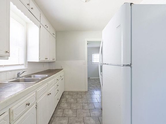 5th image of 314 W Georgia St