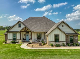 1009 Paradise Pkwy, Poolville, TX 76487