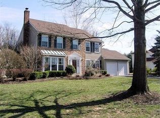 194 Pine Cone Dr, Yardley, PA 19067