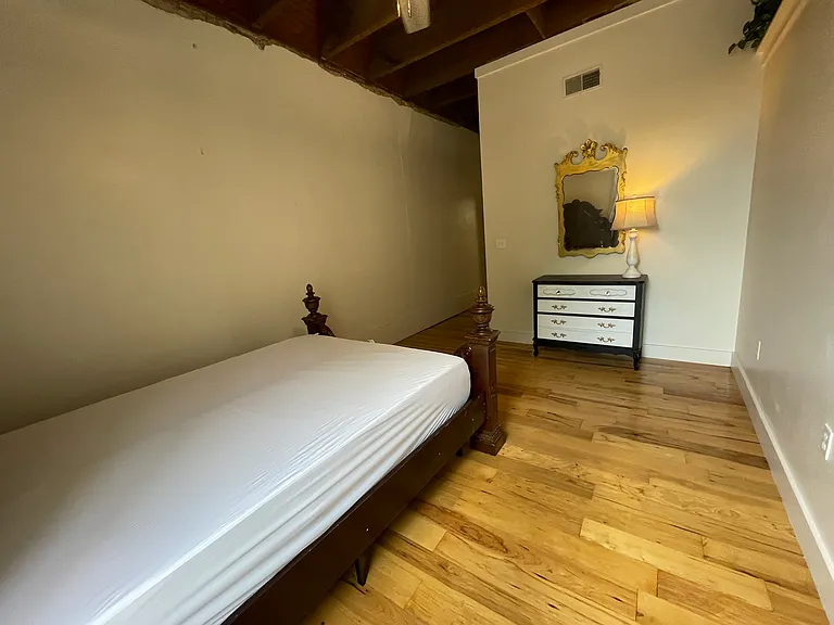 103 Court Sq #3 — Photo 18